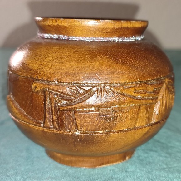 Vintage Wooden Sculpted Vase Small  Mountains House rural hay stack asian Art - Picture 1 of 4